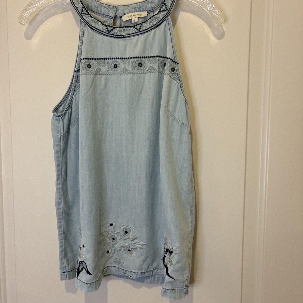 Skies Are Blue Womens Halter Top Small Lt Wash Chambray Floral Embroidered Blue